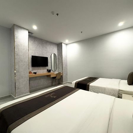 Lion 3 Hotel Кантхо Экстерьер фото